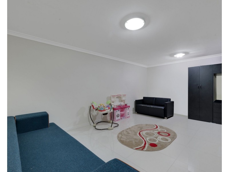 Glen Alpine NSW 2560
