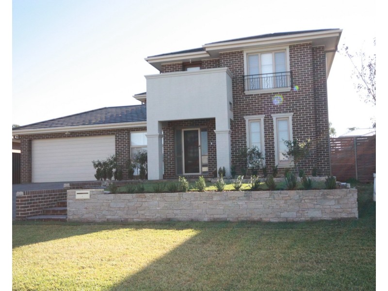 10 Caesar Place, Harrington Park NSW 2567