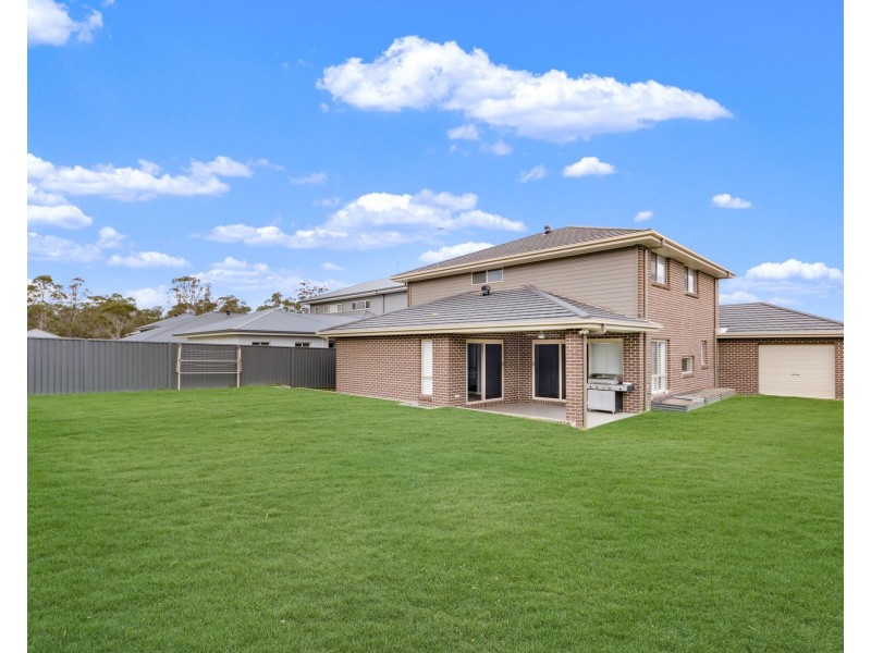10 Caesar Place, Harrington Park NSW 2567