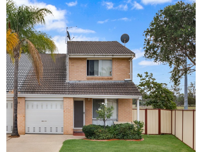 1/13 Rushes Place, Minto NSW 2566