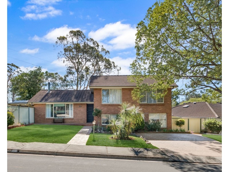 20 Caroline Chisholm Drive, Camden South NSW 2570