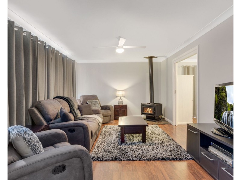 20 Caroline Chisholm Drive, Camden South NSW 2570