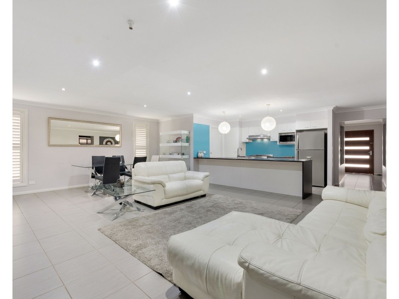 14 Easton Avenue, Spring Farm NSW 2570