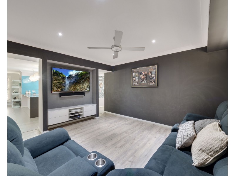 14 Easton Avenue, Spring Farm NSW 2570