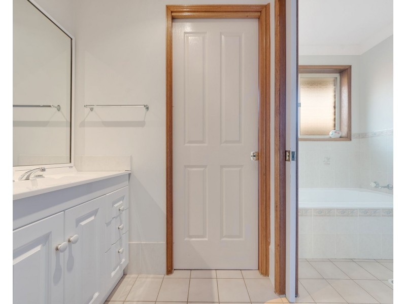 16 Bunya Place, Spring Farm NSW 2570