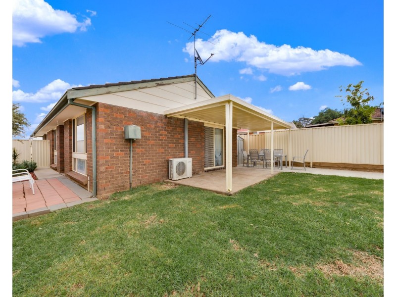 2/18 Colevile Place, Rosemeadow NSW 2560