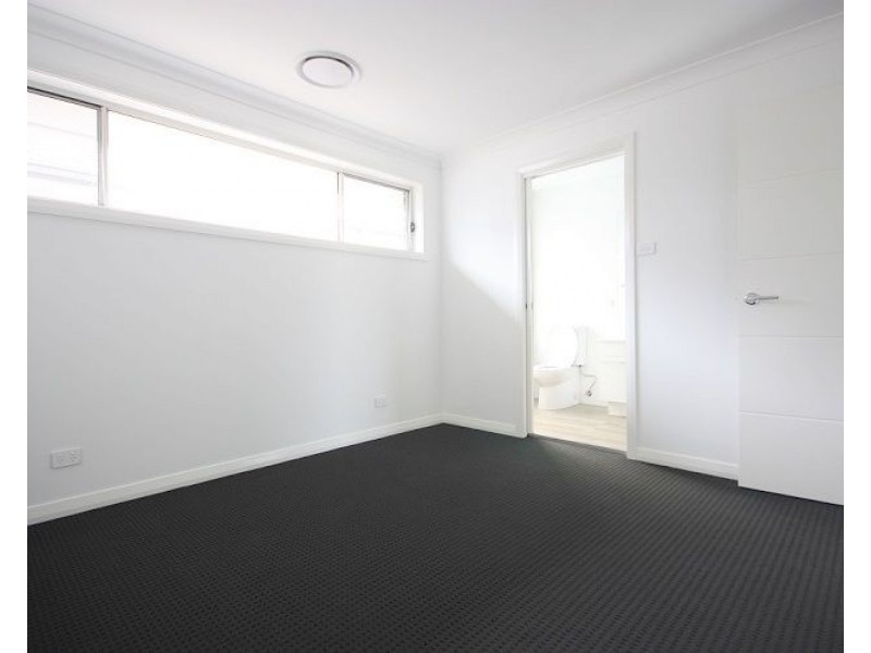 29A Richards Loop, Oran Park NSW 2570