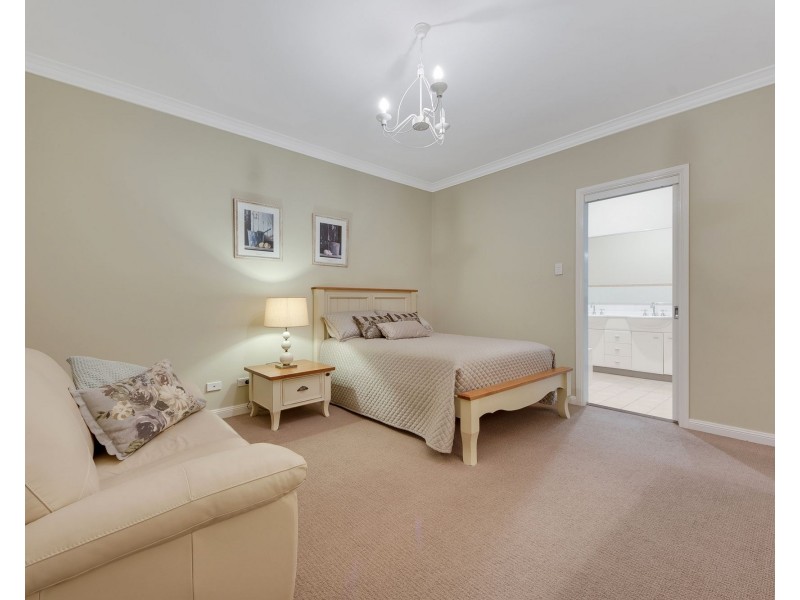 44 The Lanes, Kirkham NSW 2570