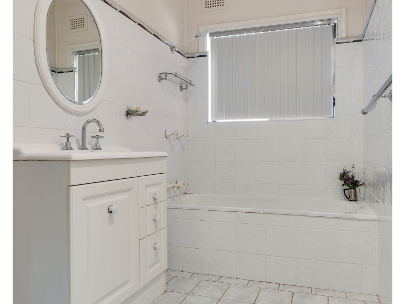 Campbelltown NSW 2560