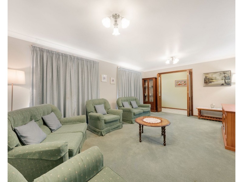 1 Browns Road, The Oaks NSW 2570