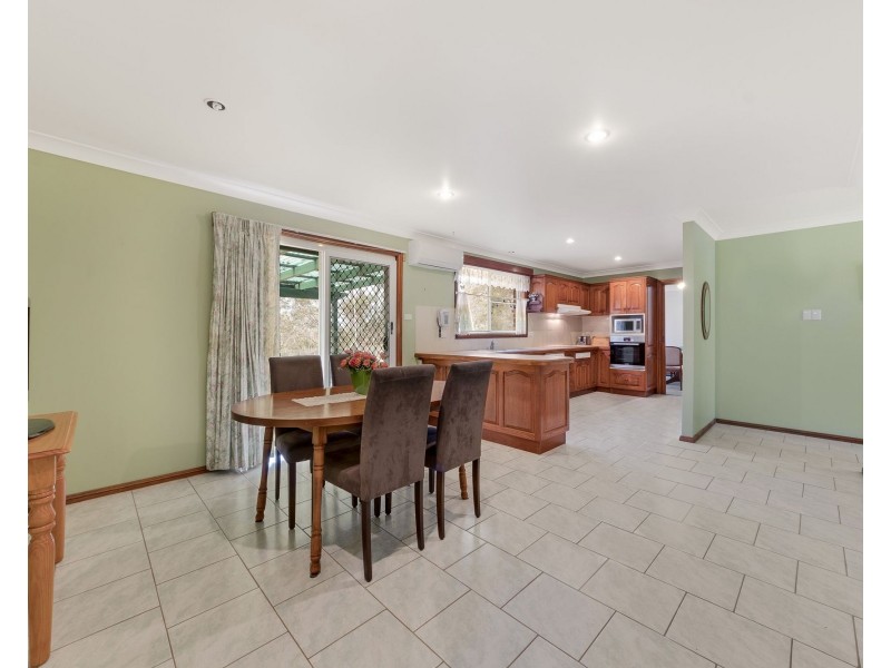 1 Browns Road, The Oaks NSW 2570