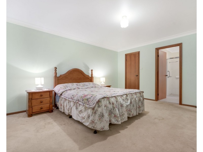 1 Browns Road, The Oaks NSW 2570