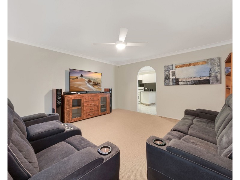 3B Olivia Close, Rosemeadow NSW 2560