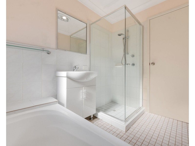 3B Olivia Close, Rosemeadow NSW 2560