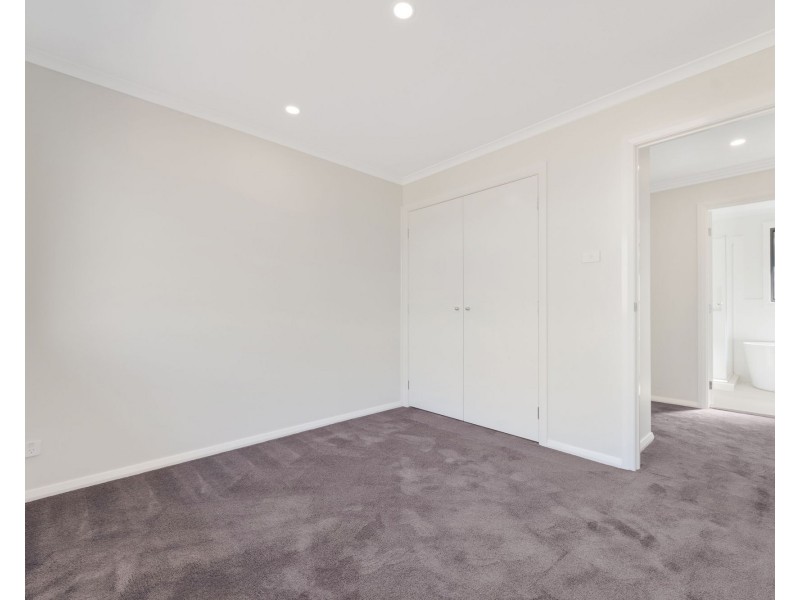 7 Greenhood Crescent, Denham Court NSW 2565