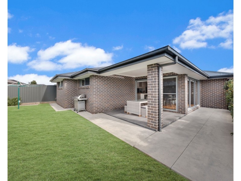 3B Gemini Street, Gregory Hills NSW 2557
