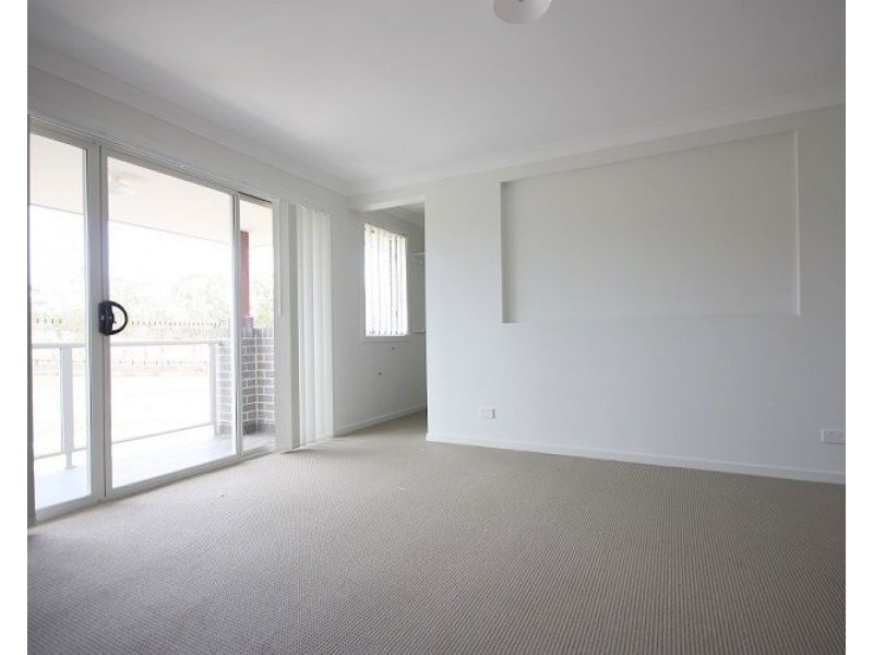 41 Lowndes Drive, Oran Park NSW 2570