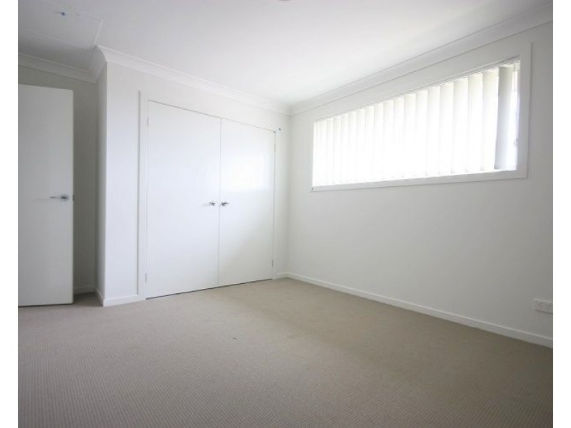 41 Lowndes Drive, Oran Park NSW 2570