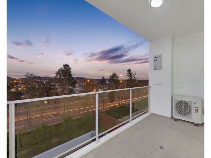 8/54 Santana Road, Campbelltown NSW 2560