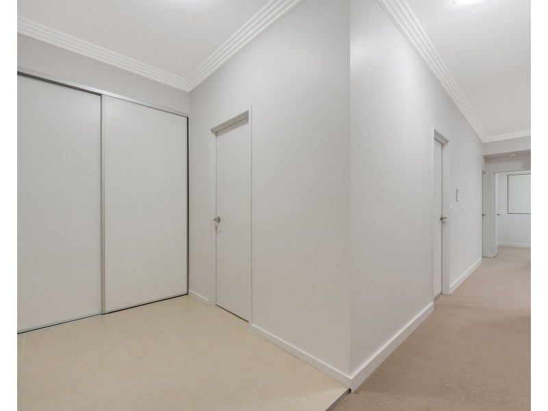 8/54 Santana Road, Campbelltown NSW 2560