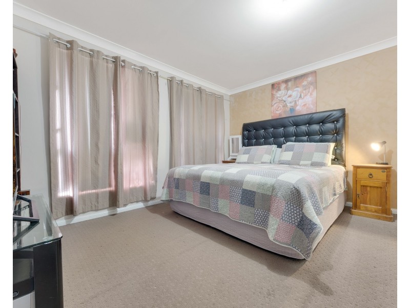 1B CLYDESDALE Drive, Blairmount NSW 2559
