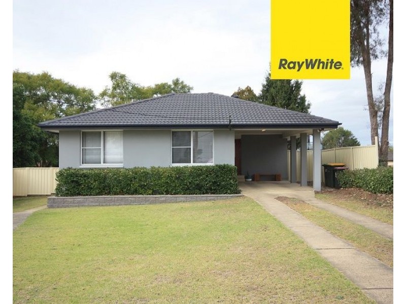 20 Banks Place, Camden South NSW 2570