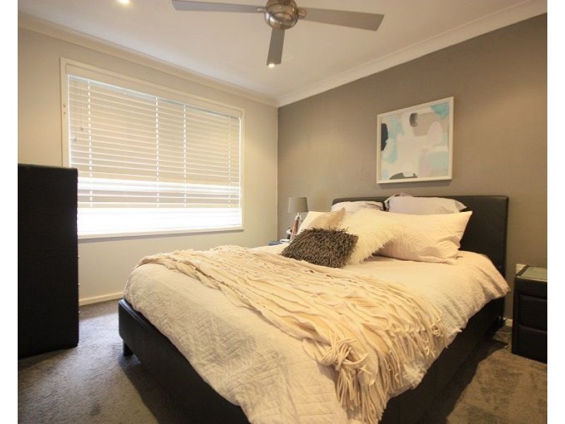 20 Banks Place, Camden South NSW 2570