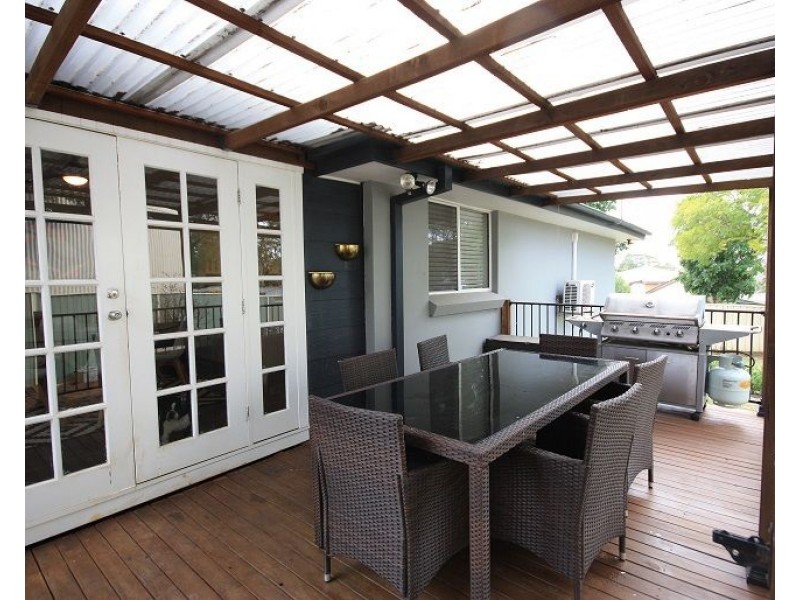 20 Banks Place, Camden South NSW 2570