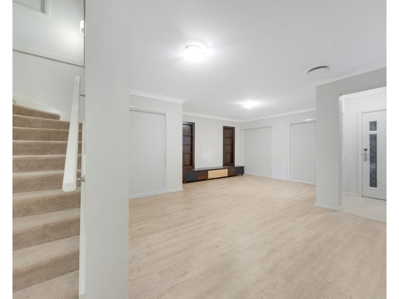 9 Mariner Street, Glenfield NSW 2167