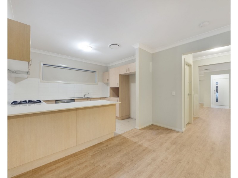 9 Mariner Street, Glenfield NSW 2167