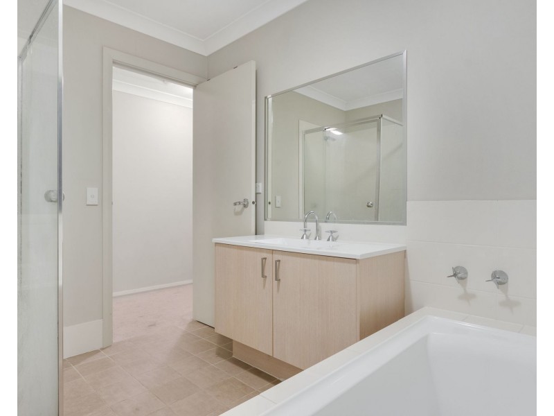 9 Mariner Street, Glenfield NSW 2167
