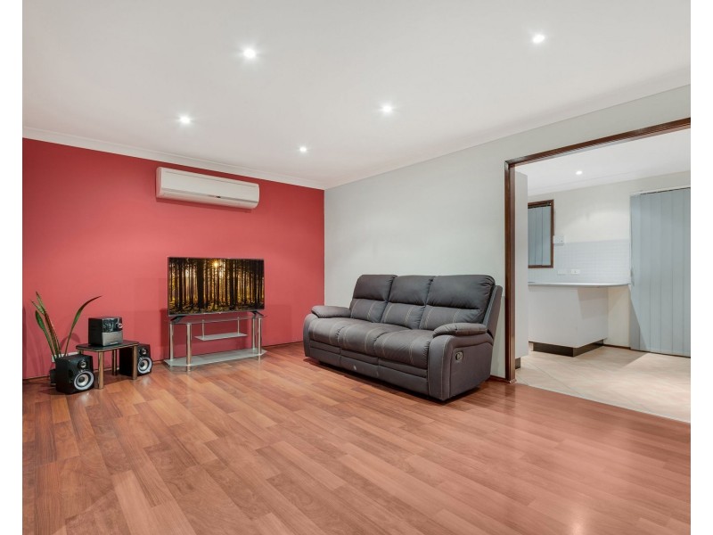 11 Wilkins Place, Leumeah NSW 2560