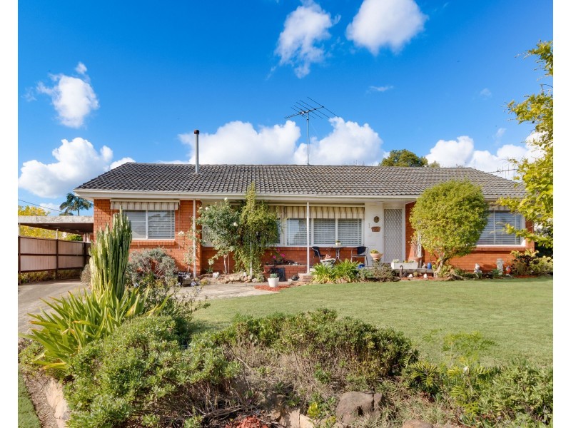 1 Burraneer Street, Leumeah NSW 2560