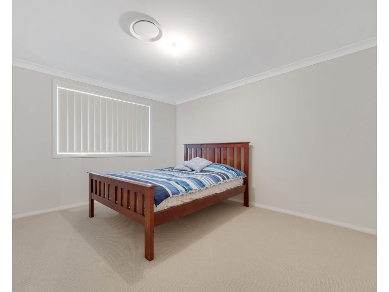 20A Busch Place, St Helens Park NSW 2560