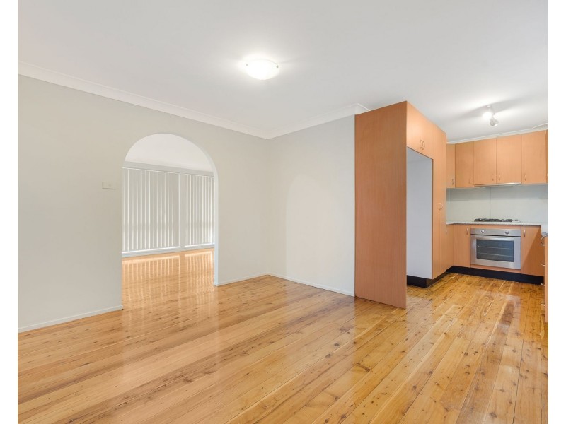 8 Twingleton Avenue, Ambarvale NSW 2560