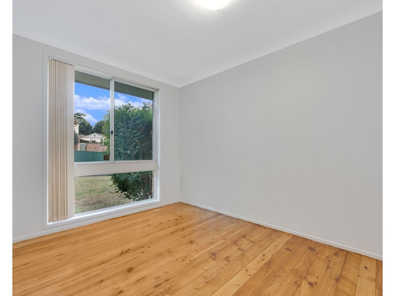 8 Twingleton Avenue, Ambarvale NSW 2560