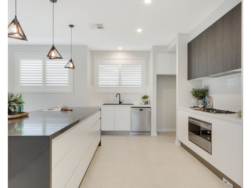 40 Allison Circuit, Oran Park NSW 2570