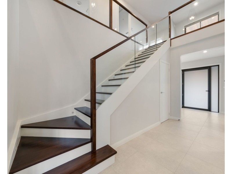 40 Allison Circuit, Oran Park NSW 2570
