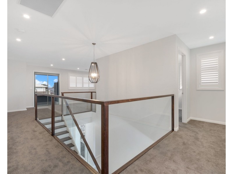 40 Allison Circuit, Oran Park NSW 2570