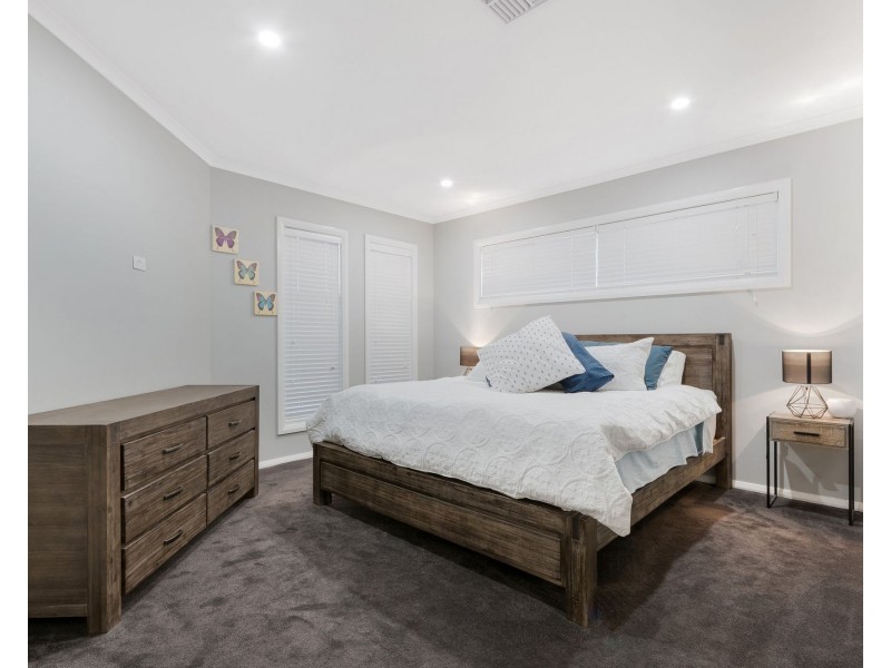 49 Reynolds Street, Spring Farm NSW 2570