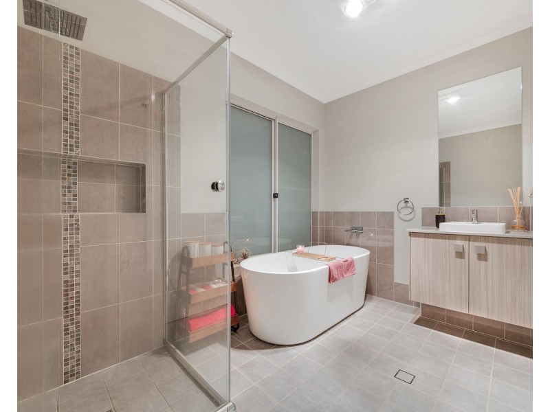 49 Reynolds Street, Spring Farm NSW 2570