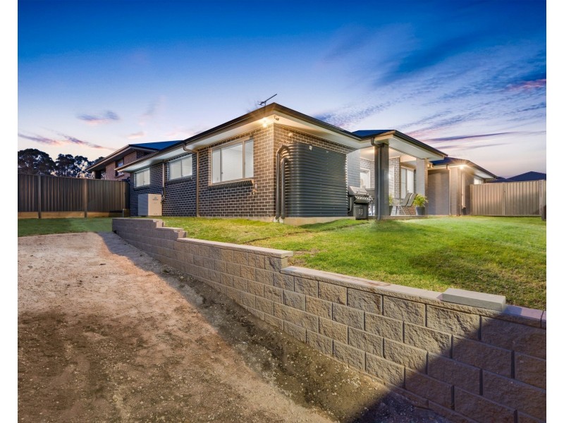 49 Reynolds Street, Spring Farm NSW 2570