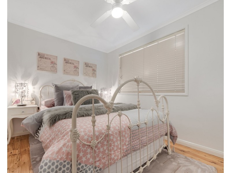 33 Old Kent Road, Ruse NSW 2560