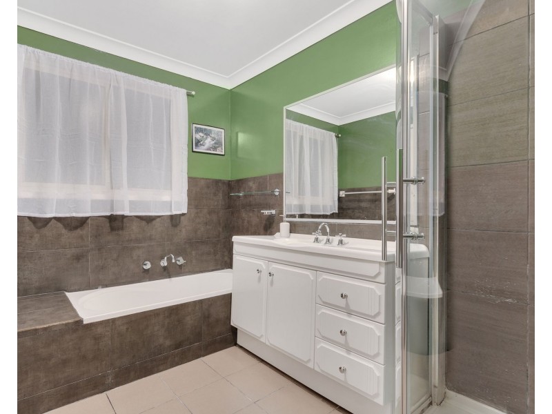 3/1 Waratah Crescent, Macquarie Fields NSW 2564