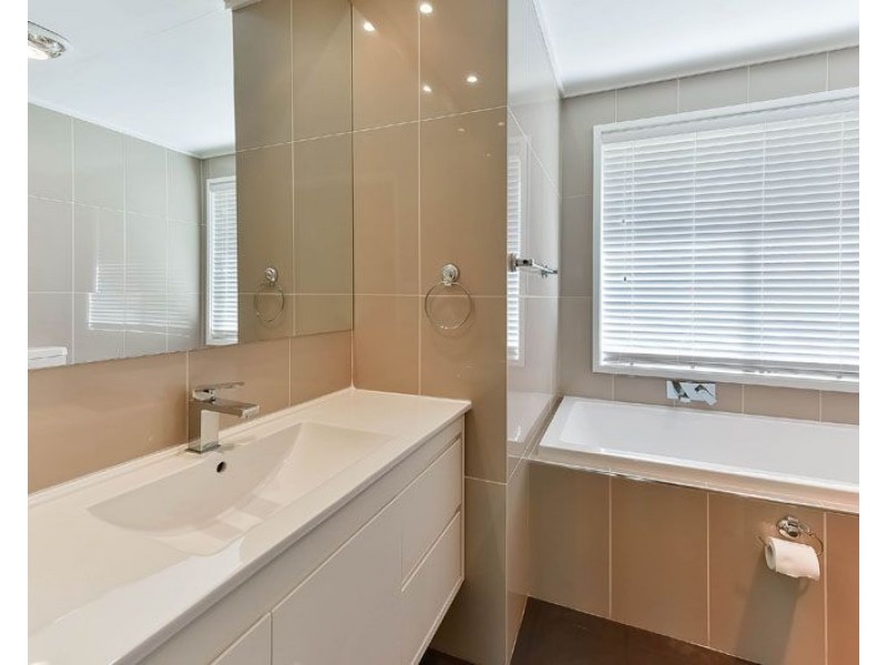 14 Megalong Crescent, Campbelltown NSW 2560