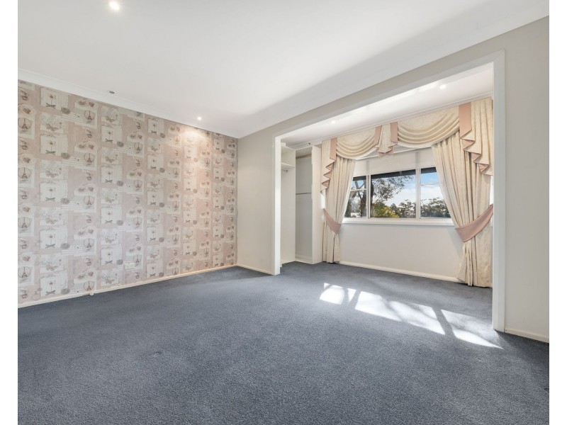 27 Ligar Street, Hill Top NSW 2575