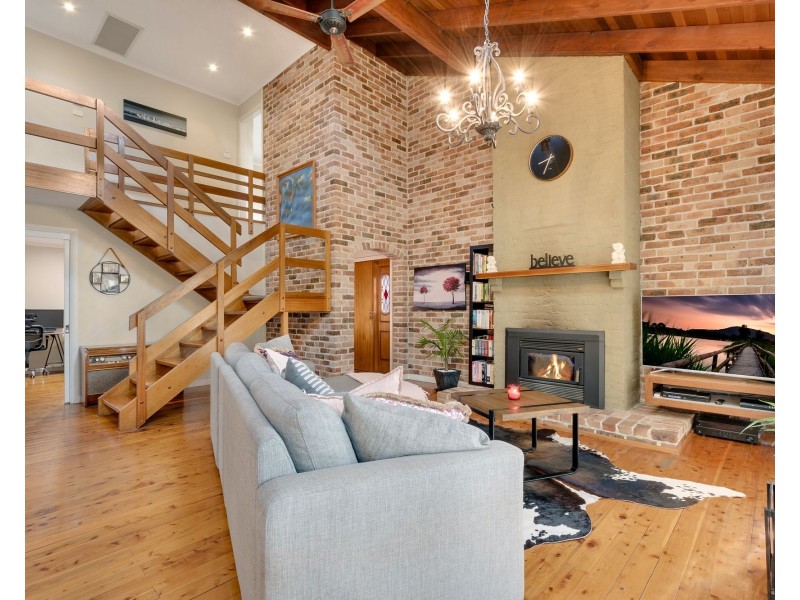 5 Michele Place, Camden South NSW 2570