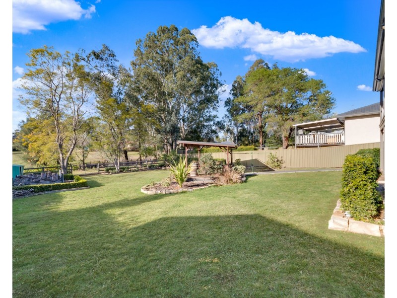 5 Michele Place, Camden South NSW 2570