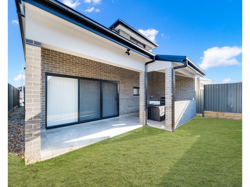 3 Matrush Street, Denham Court NSW 2565