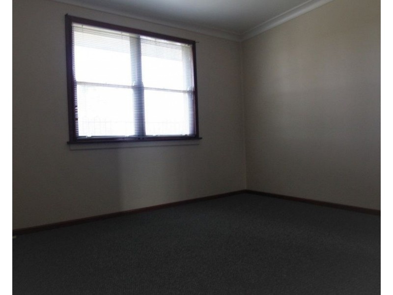 94 Angle Road, Leumeah NSW 2560